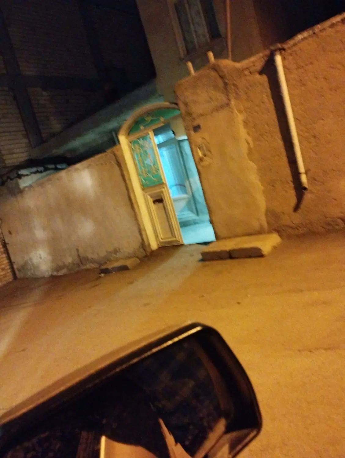 منزل هشتاد متری فوری فروش