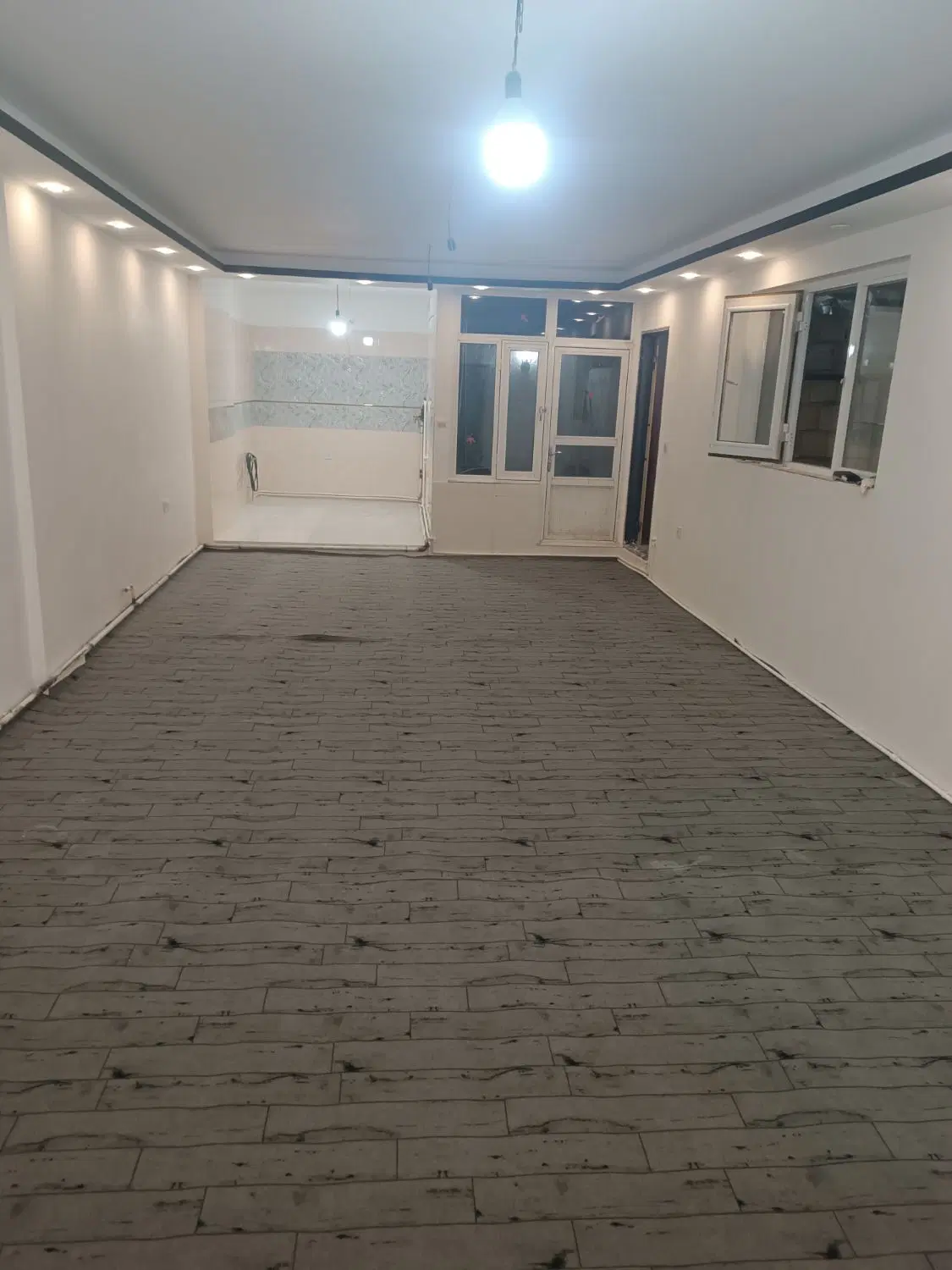 فروش یک واحد آپارتمان