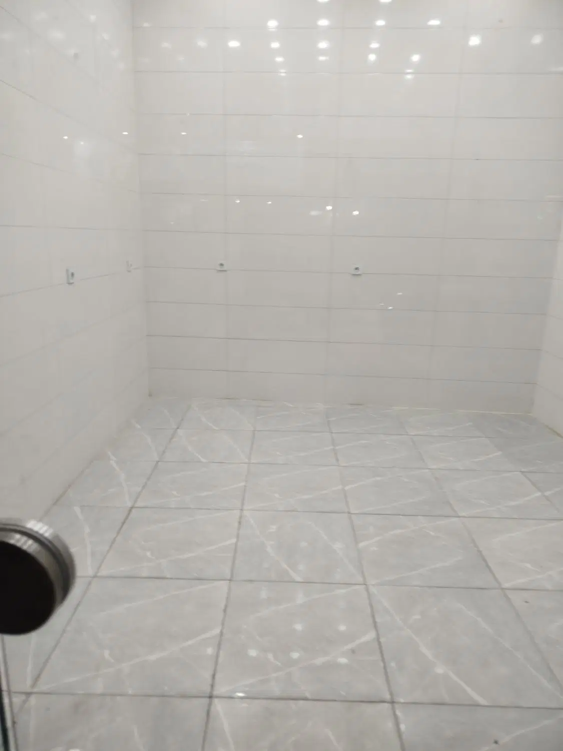 یک مغازه اجاره در شریف اباد