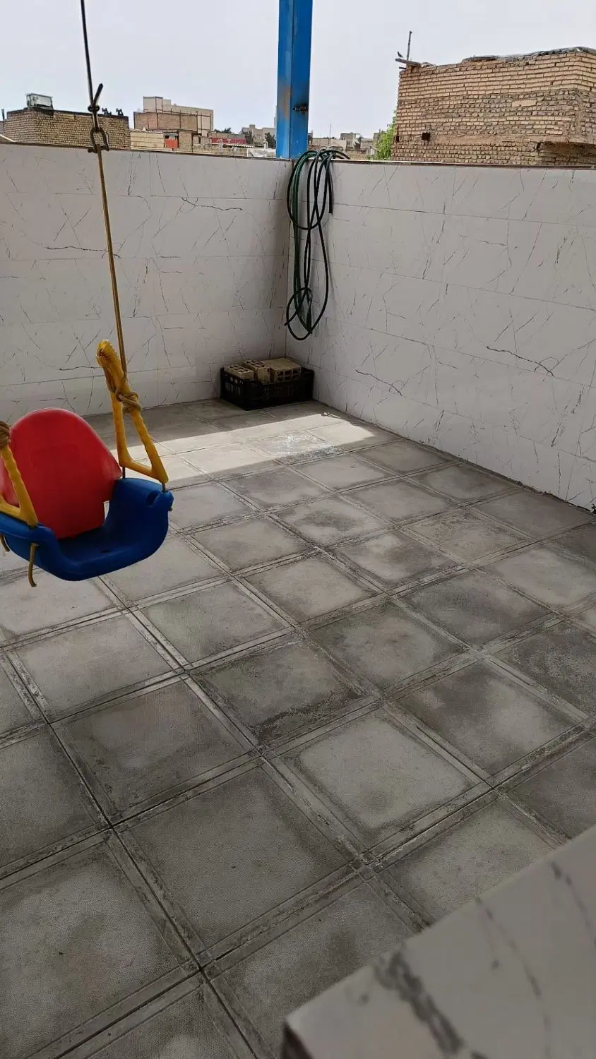 120طبقه دوم با پارکینگ