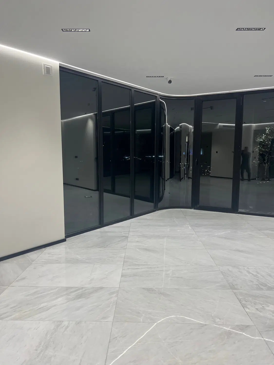 ۷۰۰ متر موقعیت اداری دربست نوساز