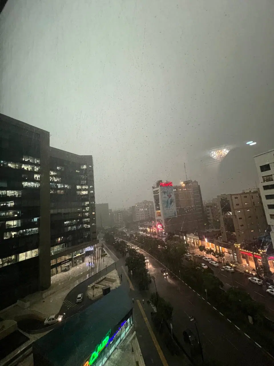 ۵۰ متری دو نبش در برج مجلل پاژ رهن کامل