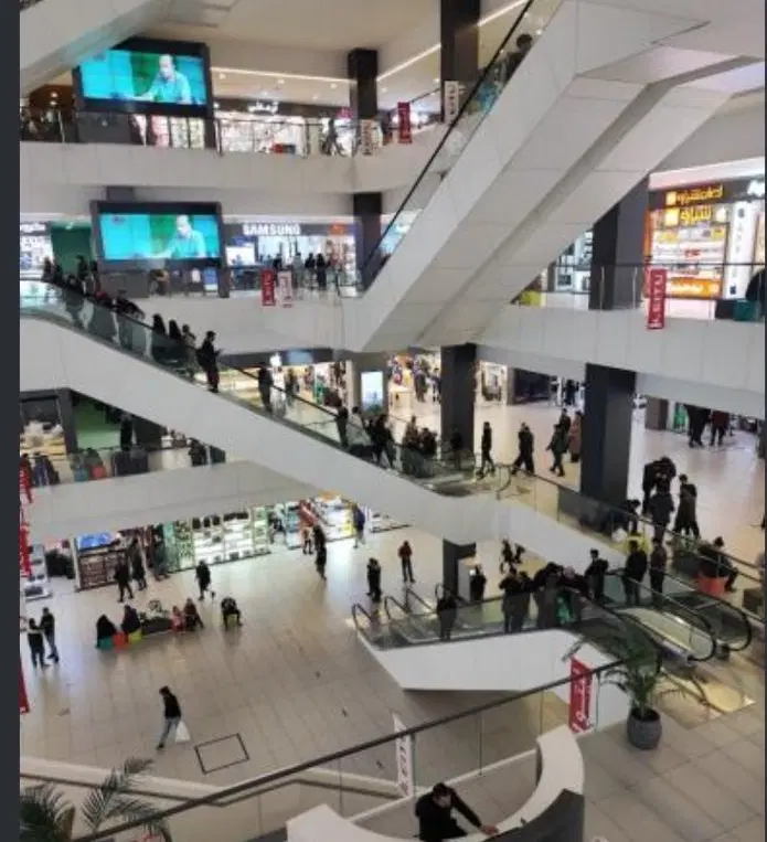 اجاره مغازه ۲۰ متری بازار موبایل چارسو جمهوری