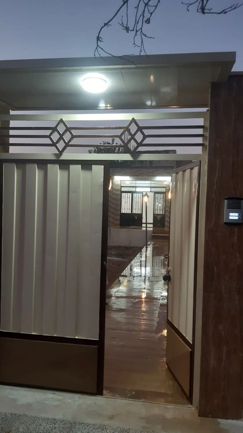 باغ اسفریز۲۰۰متری