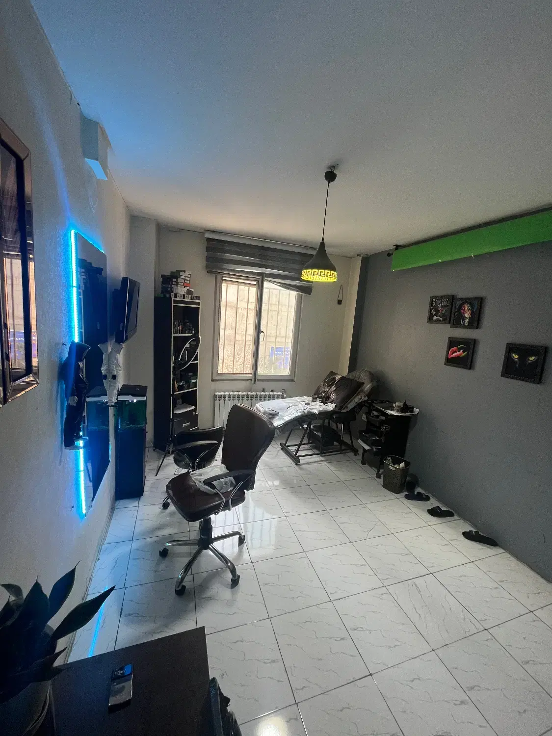 اتاق کار مناسب ارایشگر  تتو کار (گوهردشت)