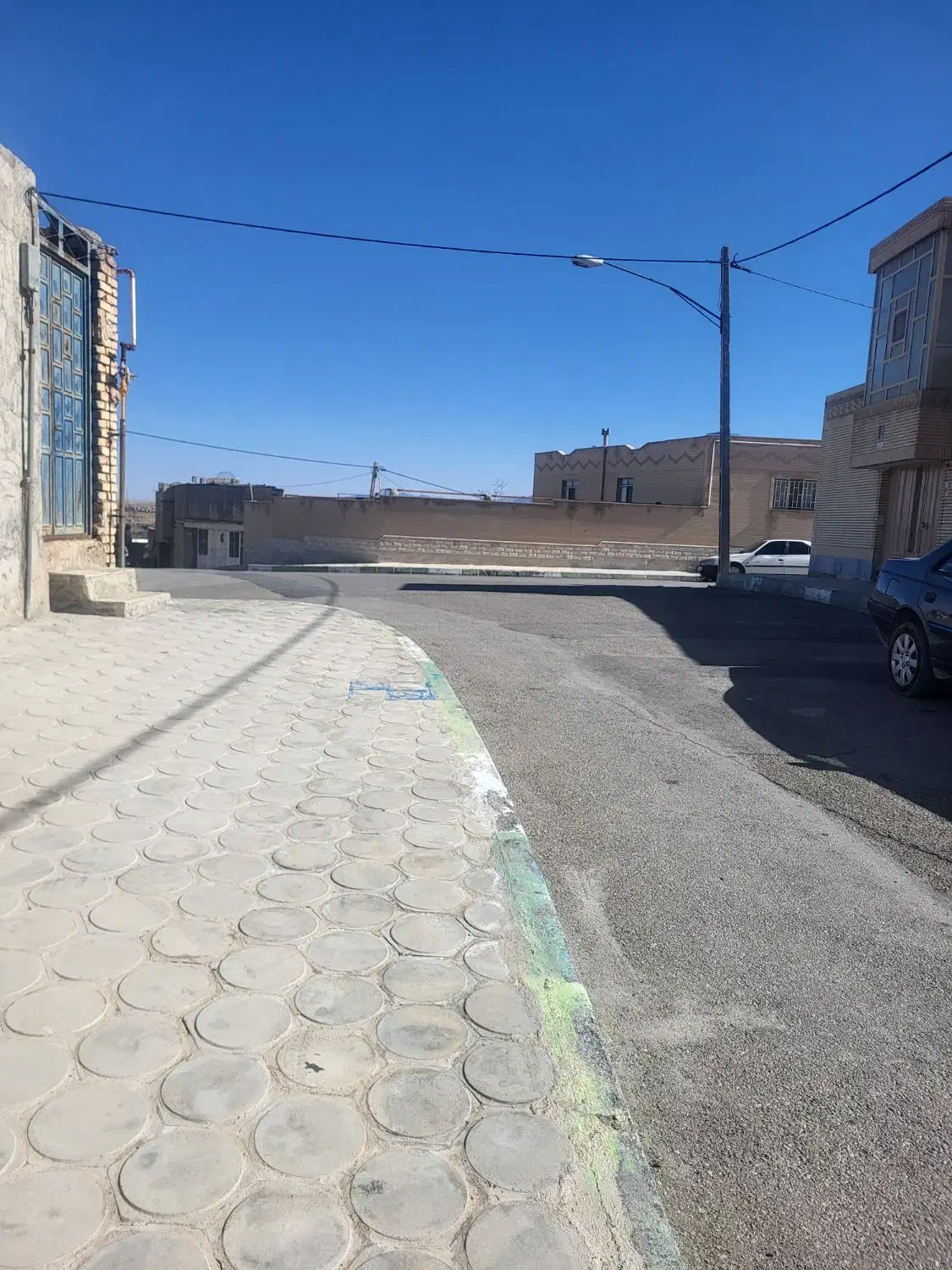 زمین  باغبهادران