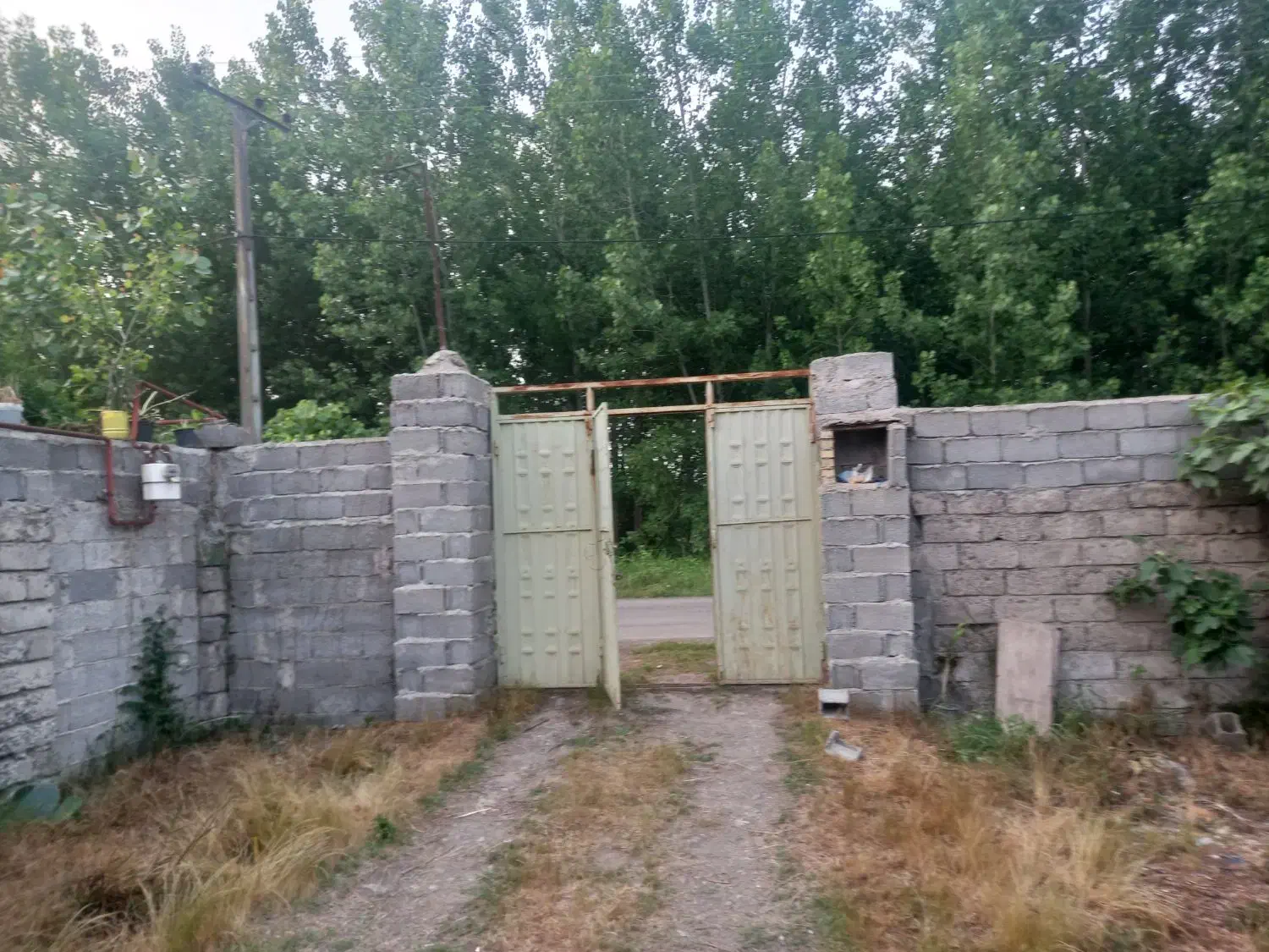 ویلا روستای ۴۵۰ متری لوکیشن بی نقص امنیت بالا