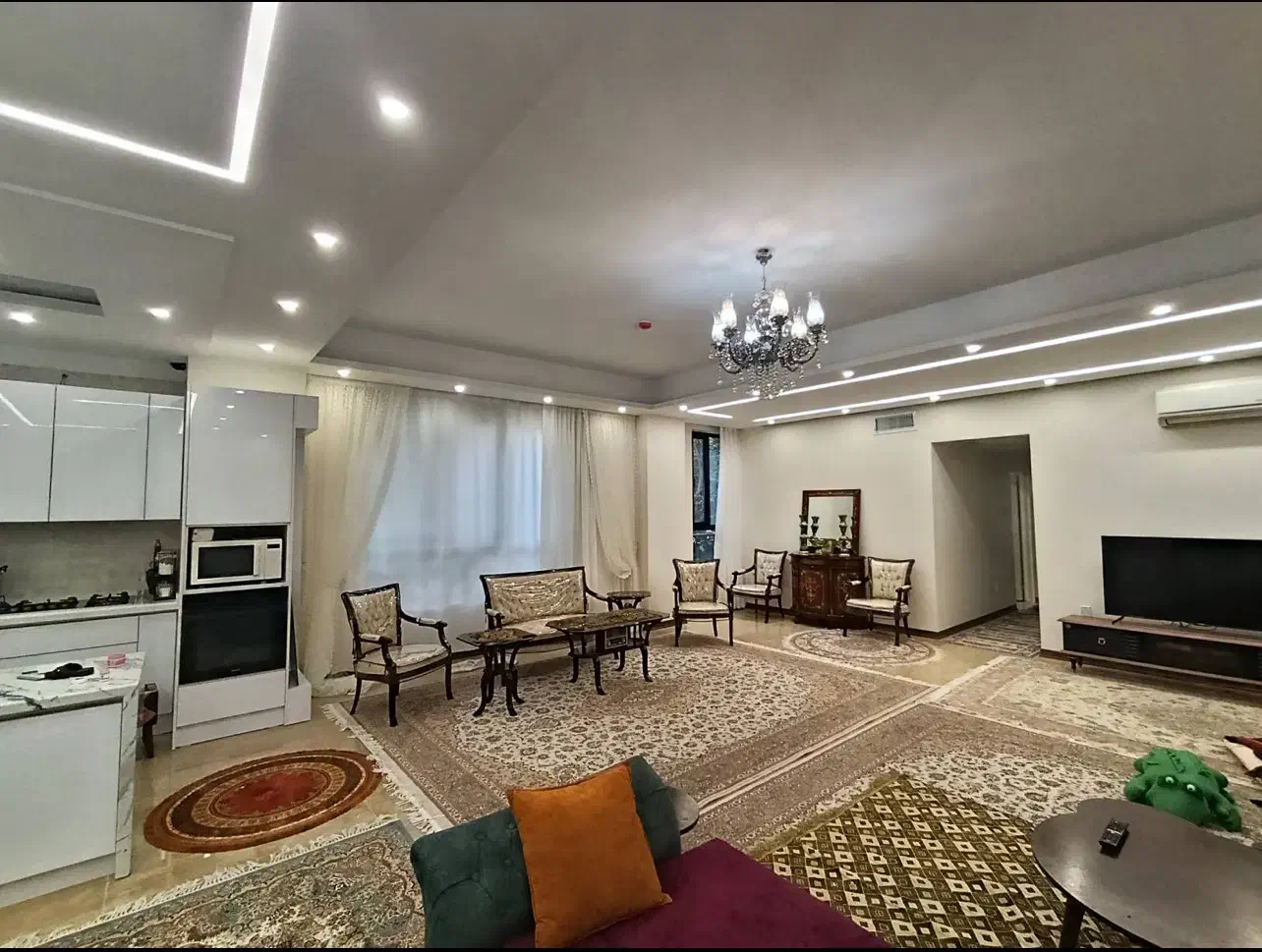 فروشی اپارتمان ۱۳۸متری بر درخشان