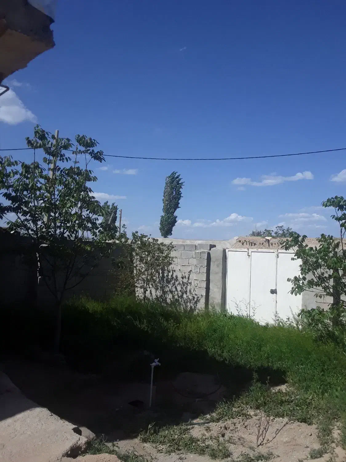 خانه روستایی‌ ۵۰۰ متر در روستای محسن آباد