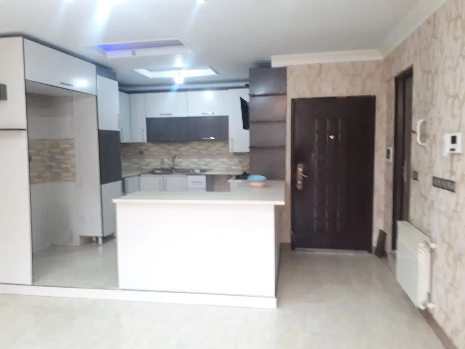 ۱۰۰متر طبقه دوم فول امکانات