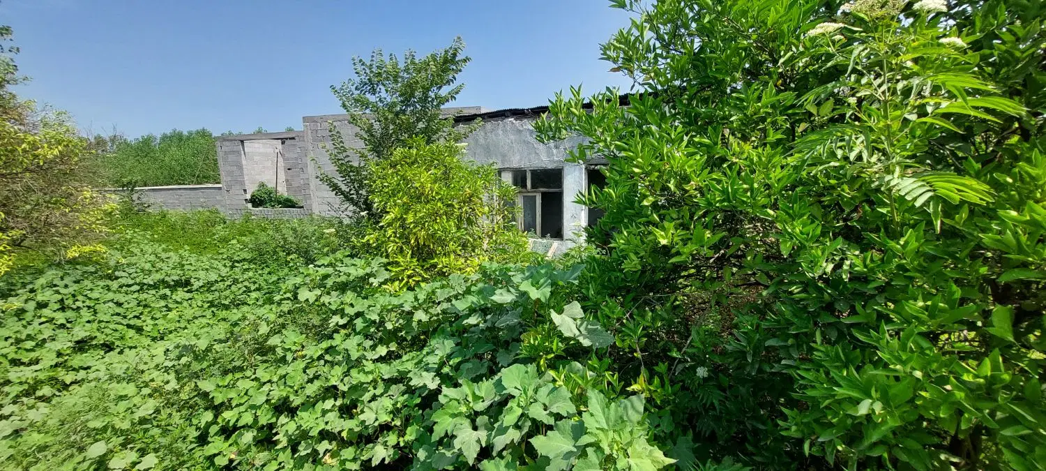 زمین سنددار.چهاردیواری.مسکونی.۴۵۰متر