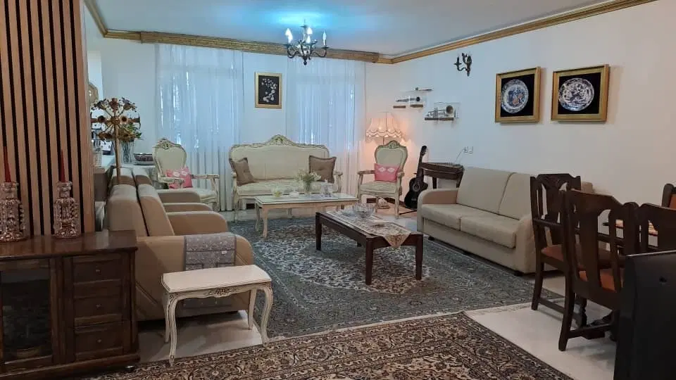 ویلایی ۱۳۰متر دوطبقه