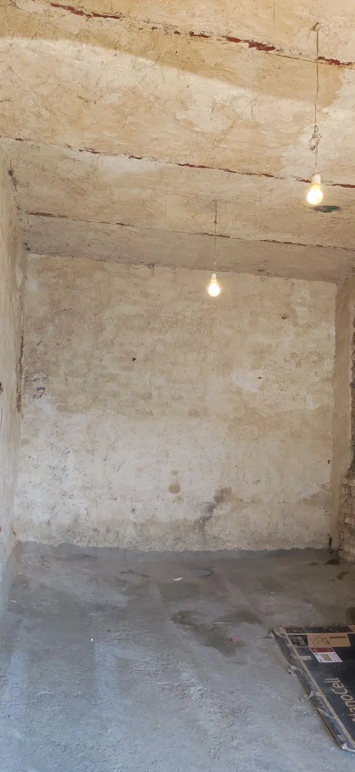 انباری و پارکینگ
