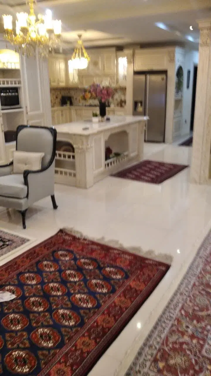آپارتمان ۲۲۰ متر.دونبش