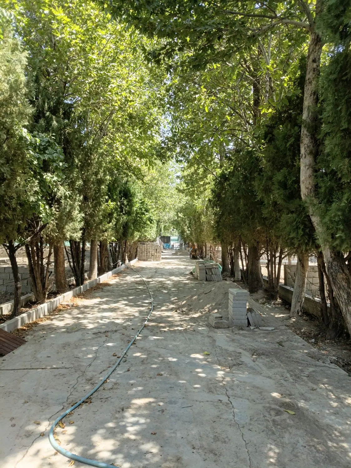 زمین شهرکی جنگلی سند تکبرگ کنتور برق گاز آب بوستان