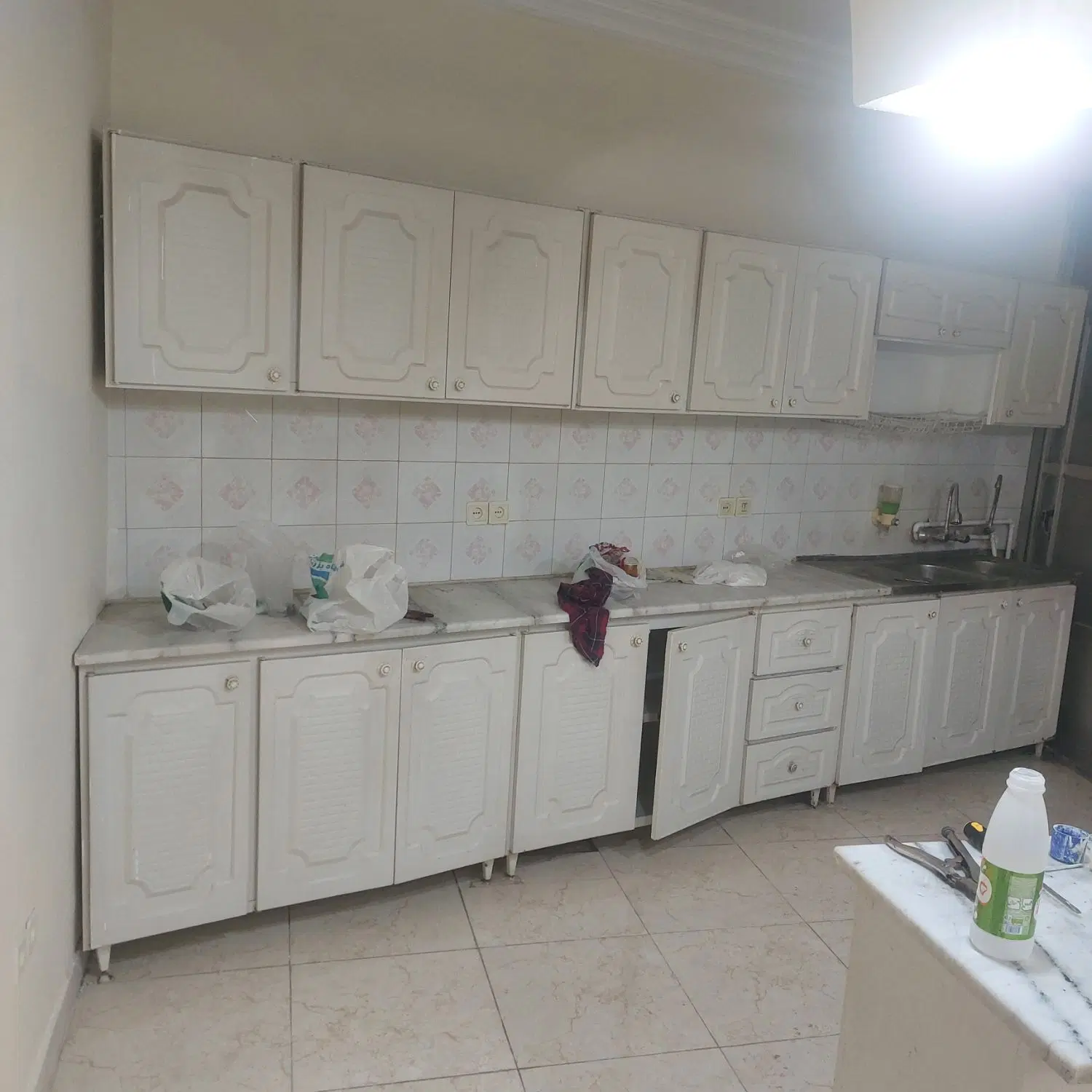 اجاره یک واحد یک خوابه با پارکینگ