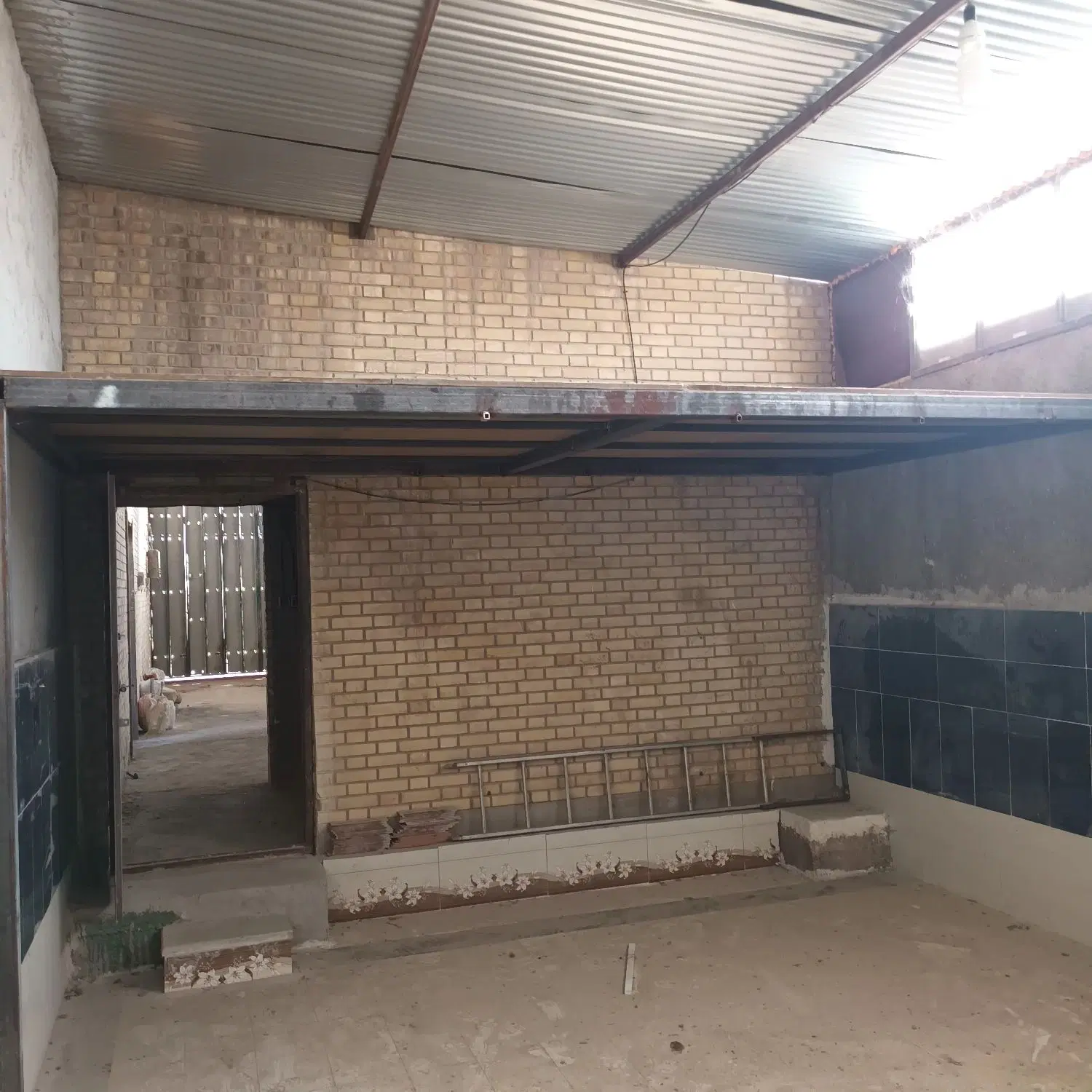 اجاره کارگاه مسقف ۱۰۰ متری
