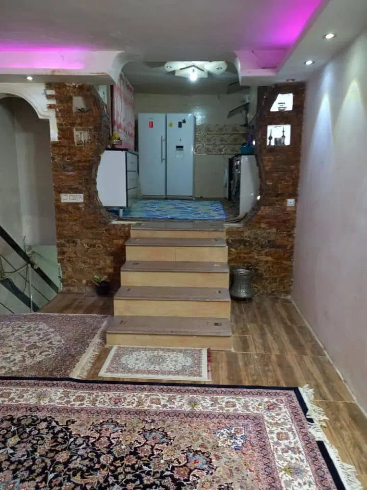 رهن‌خانه‌وفروش‌