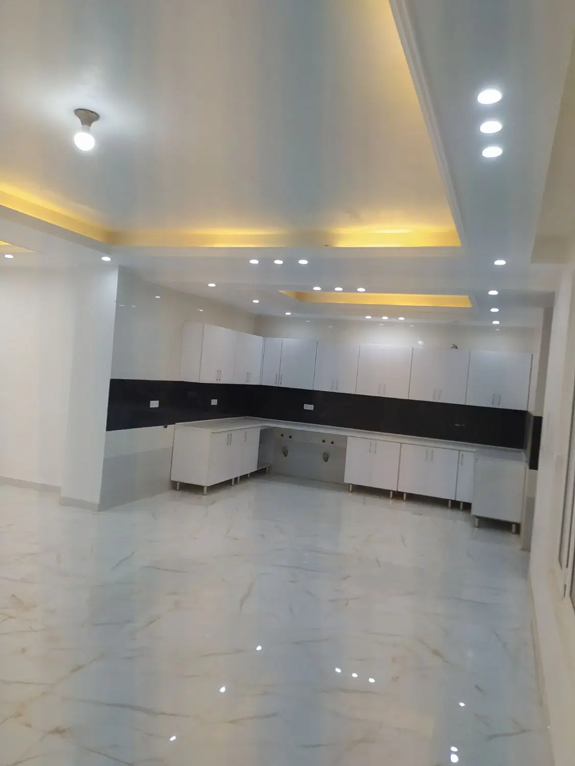 اجاره آپارتمان3خوابه بلوار خبرنگار