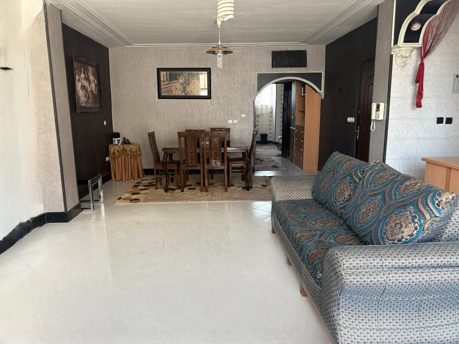 واحد 92 متری