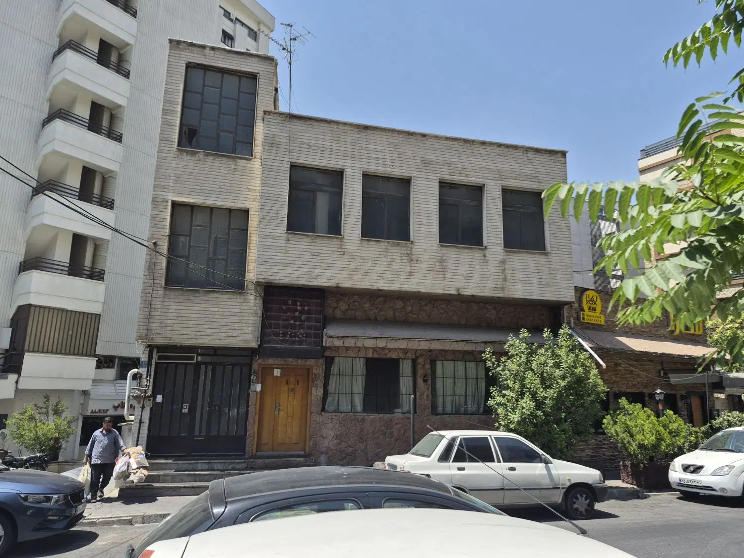 کلنگی بر باقرخان