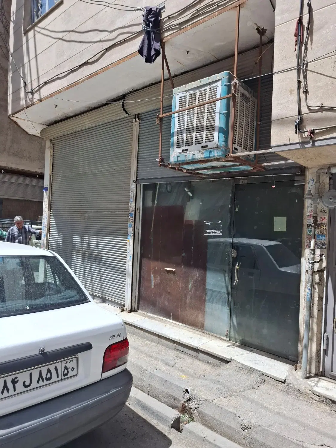 مغازه تجاری مرتضی گرد