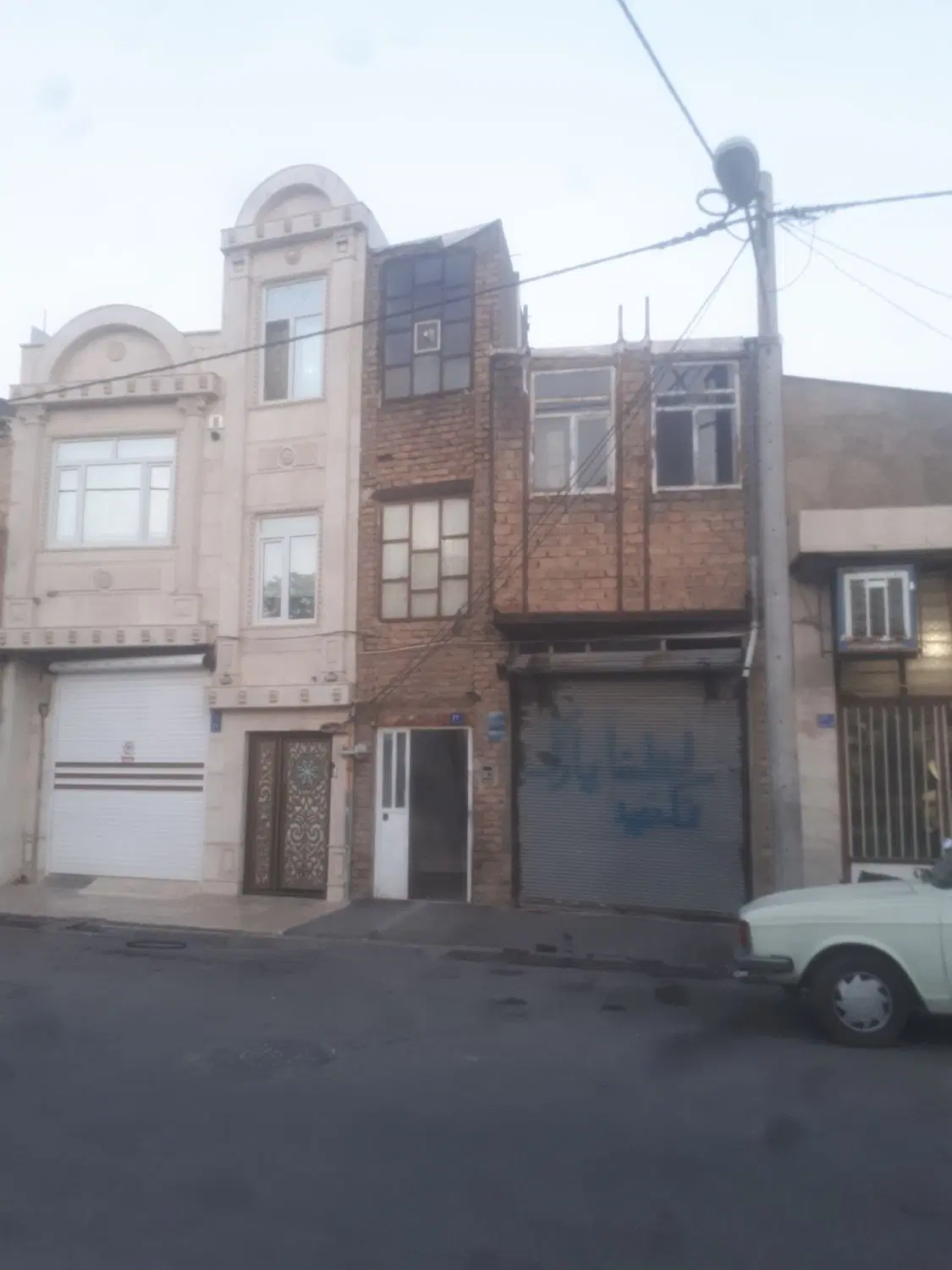 خانه۲طبقه با مغازه