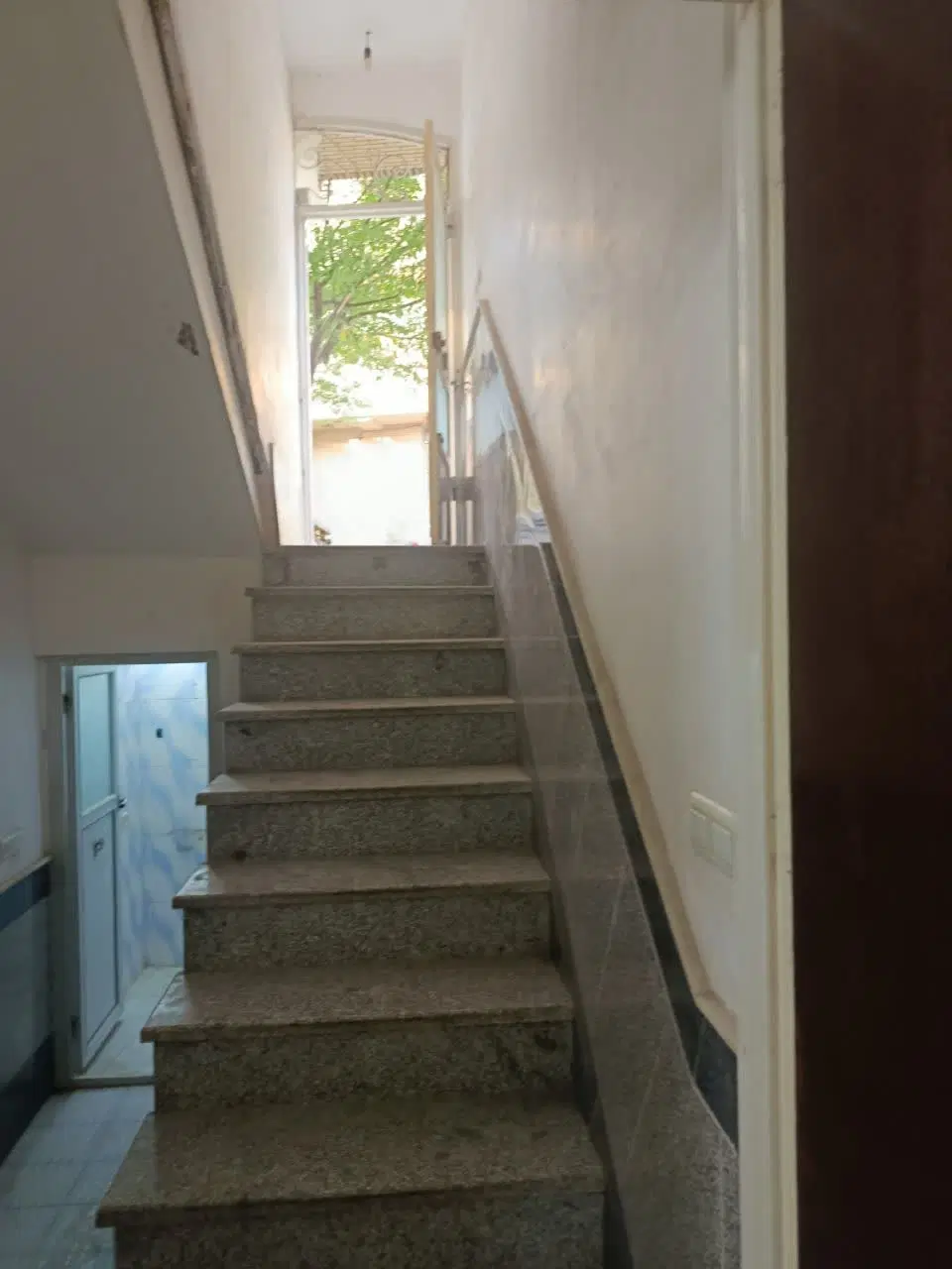 زیر زمین اجاره ای