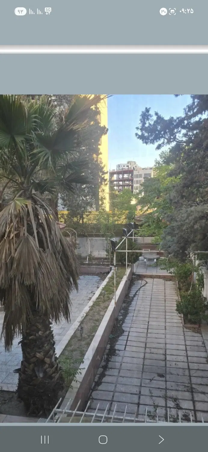 ۱۰۰۰ متر زمین ۲۰۰۰ بنا ونک فروشی