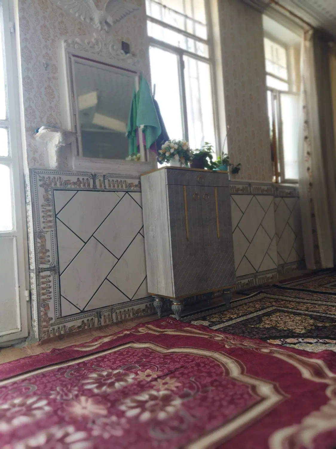خانه انگشته خط بالا