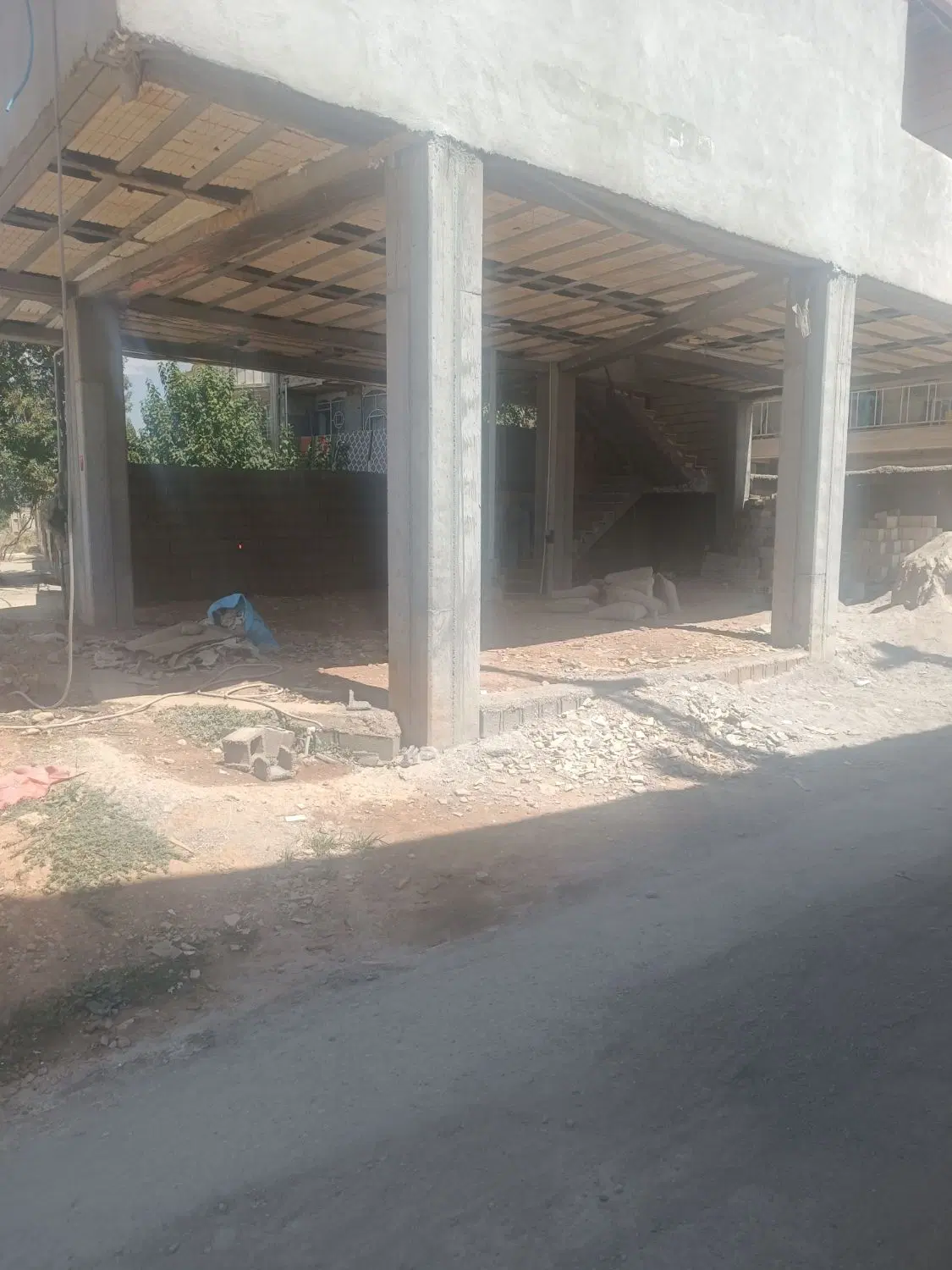 مغازه ۷۰متری