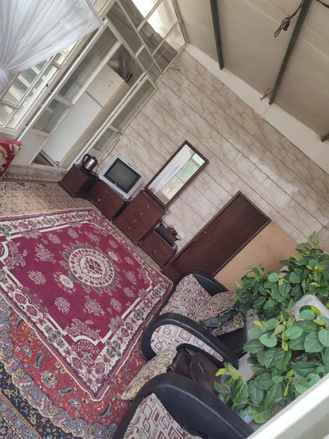 سوییت فروشی نواب صفوی مناسب افرادی که پول کم دارن