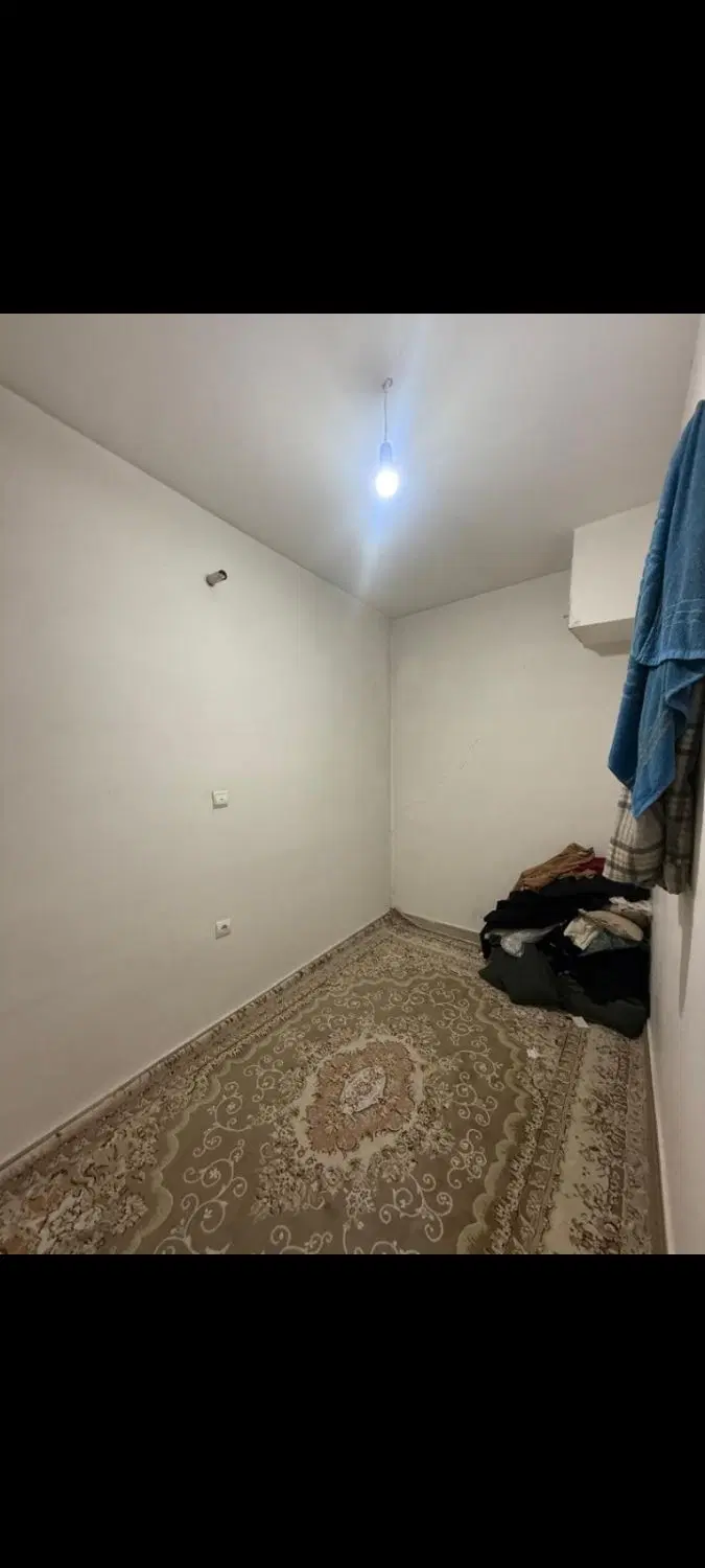 50متر1خواب تکواحدی طبقه چهارم