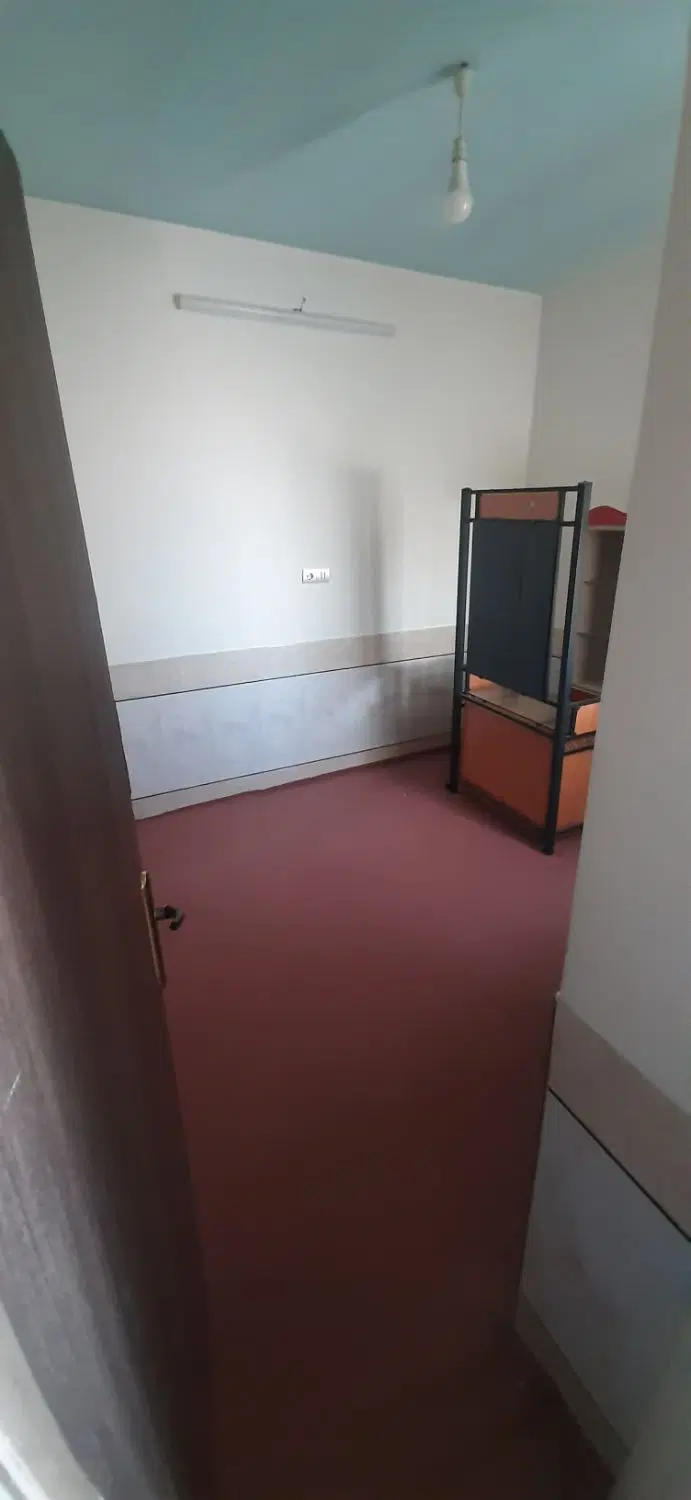 اجاره ،رهن منزل ویلایی پارکینگ حیاط