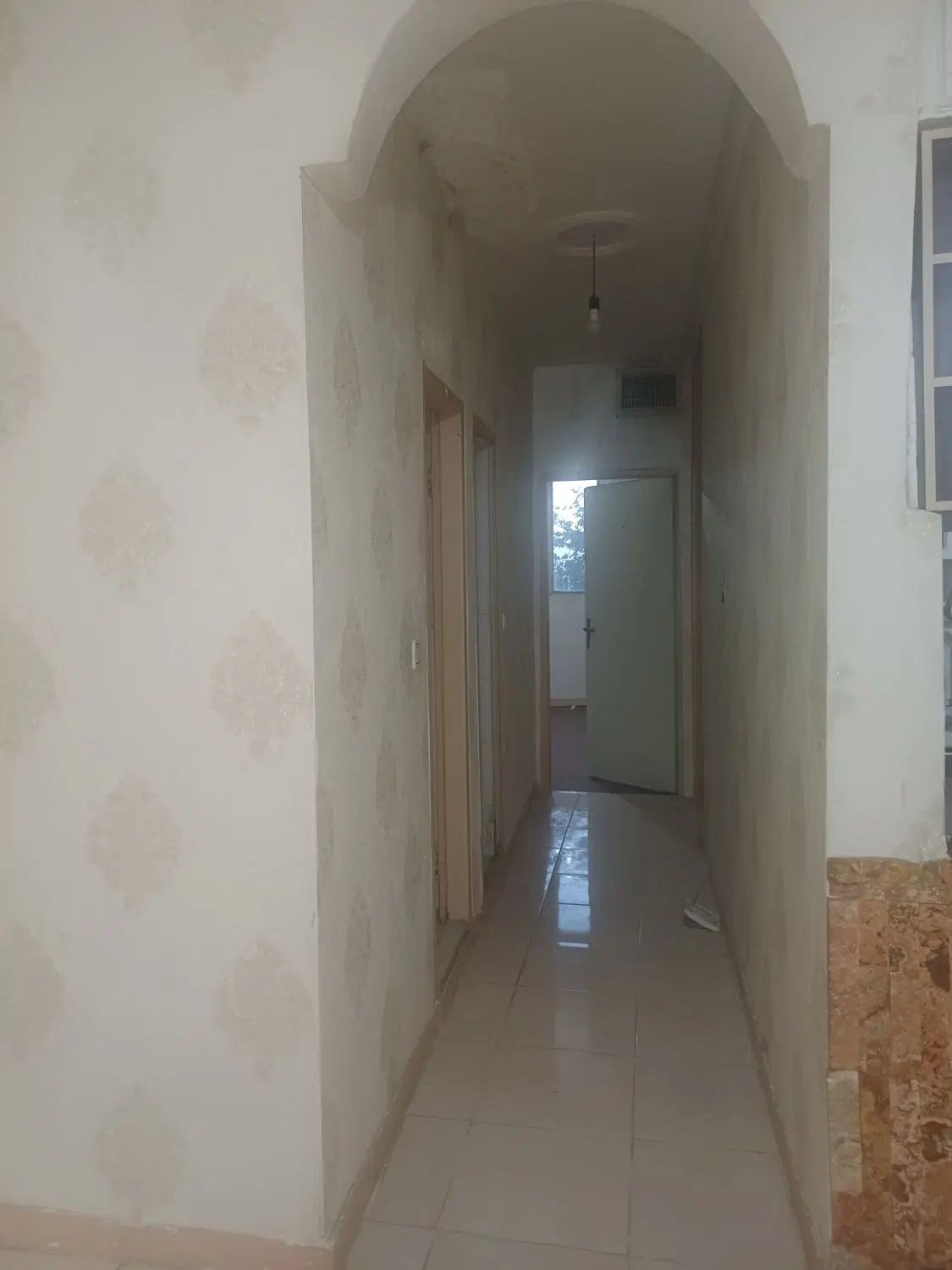 واحد آپارتمان حصارک بالا