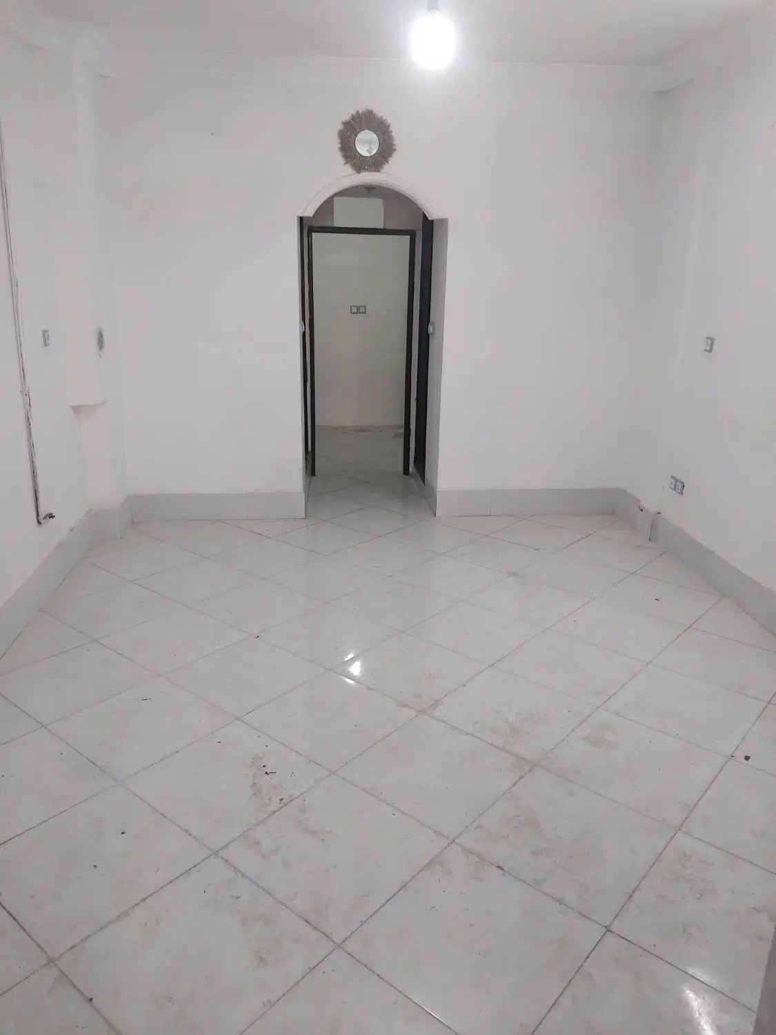 اپارتمان ۵۵ متری طبقه دوم رو همکف