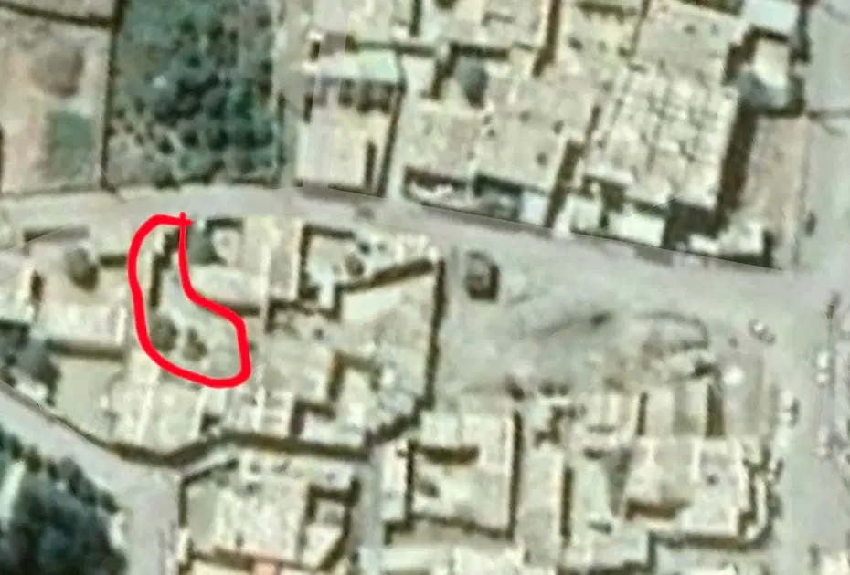 منزل قدیمی باشت