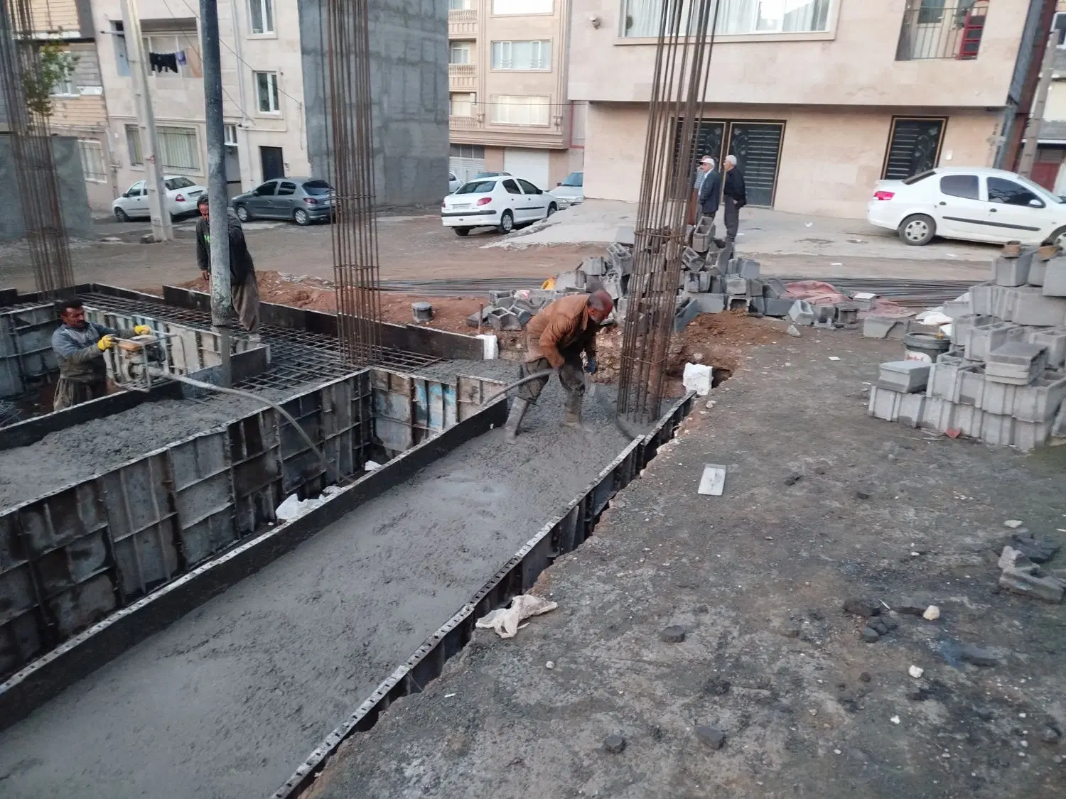 فروش یک واحد در دگران پشت آپارتمانی دو واحدی پردیس