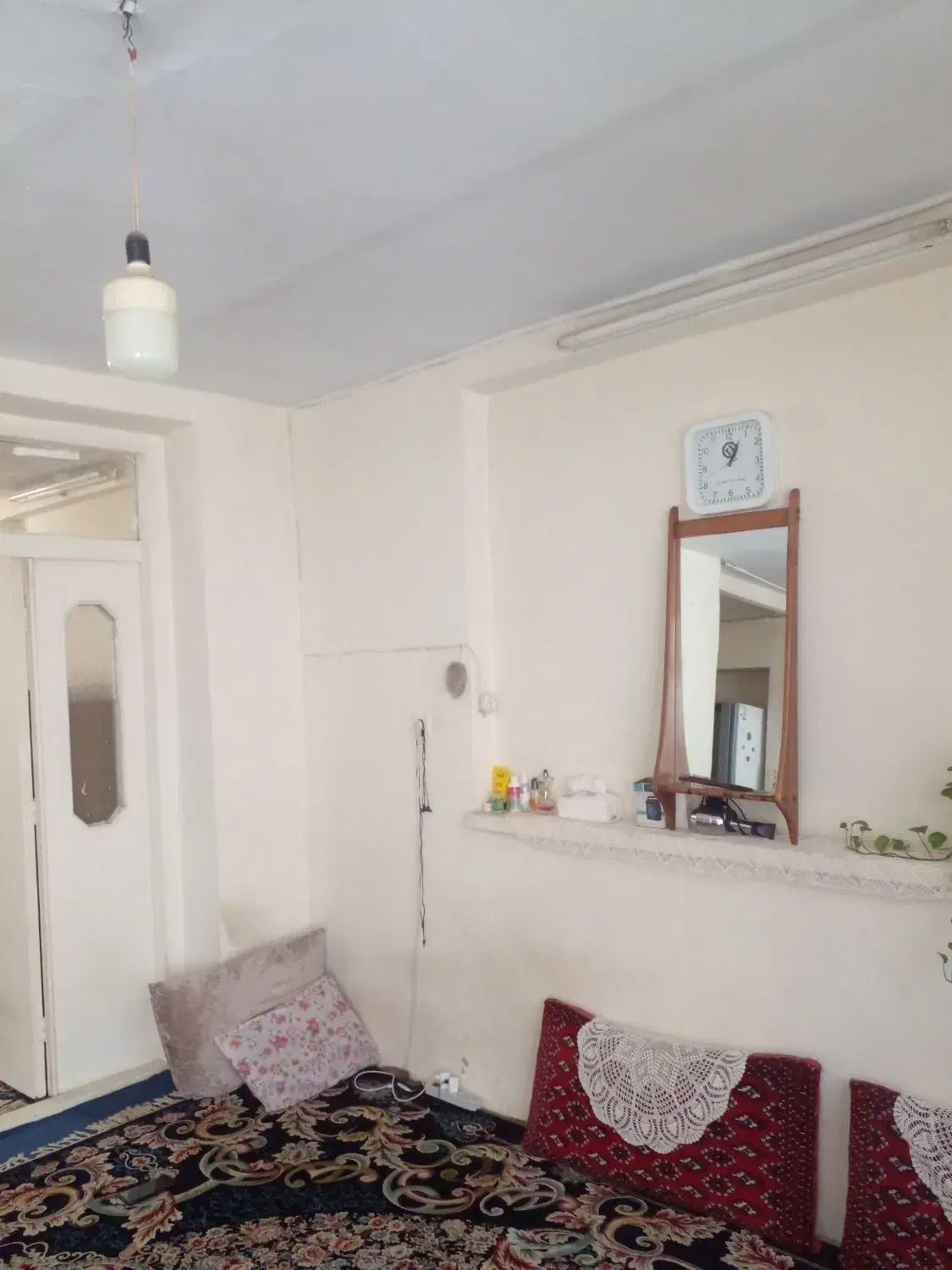 خانه ویلایی فروشی یک طبقه حیاط دار