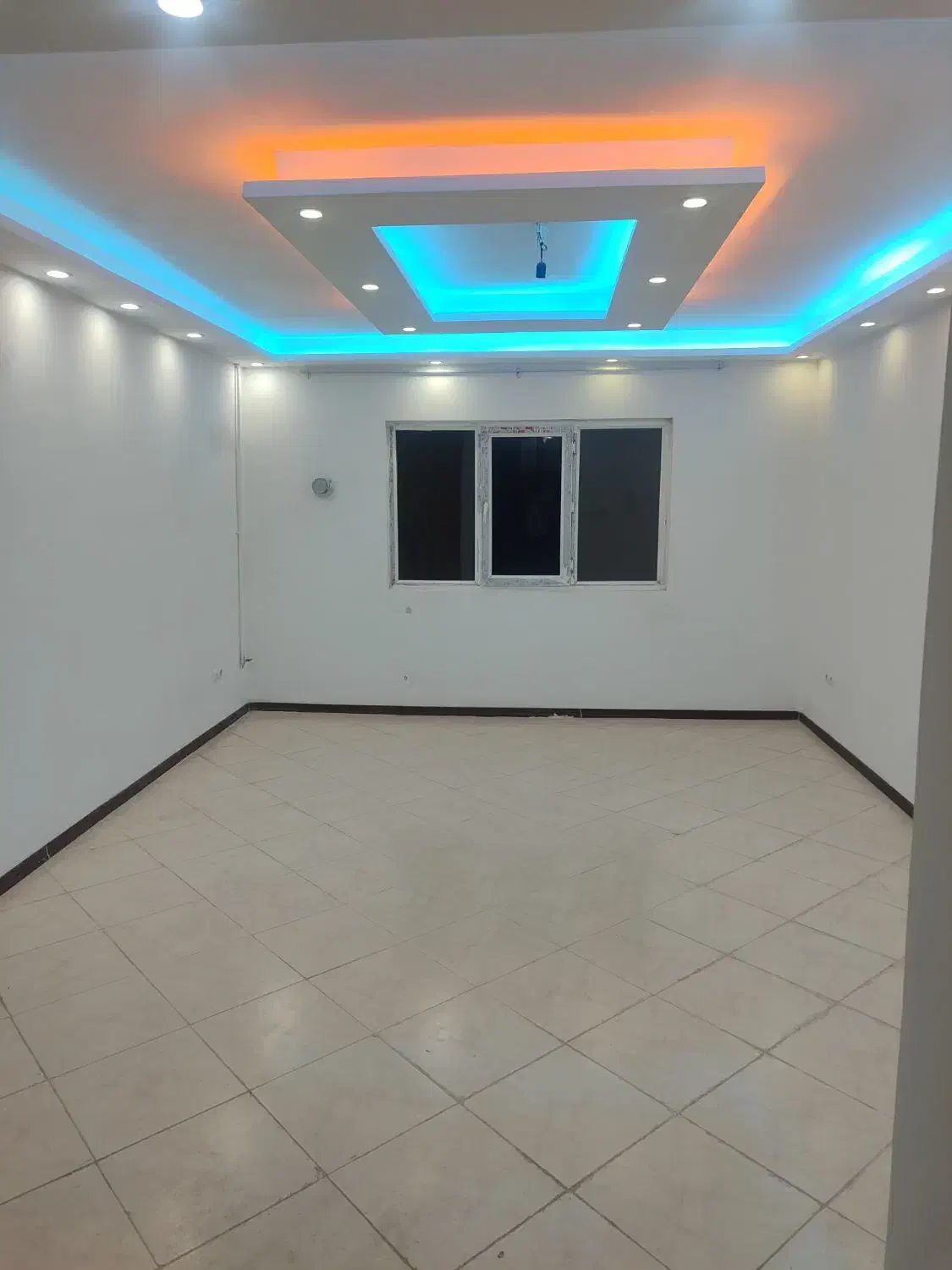 اجاره آپارتمان در هسا یک تک خواب فول لاکچری