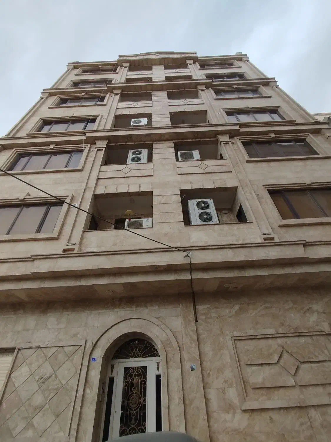 آپارتمان نوساز رباط کریم