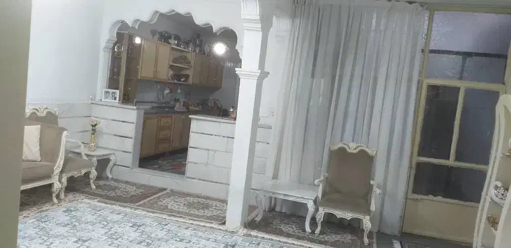 خانه ای ۷۰متر  یک خواب آشپزخانه و سرویس حمام