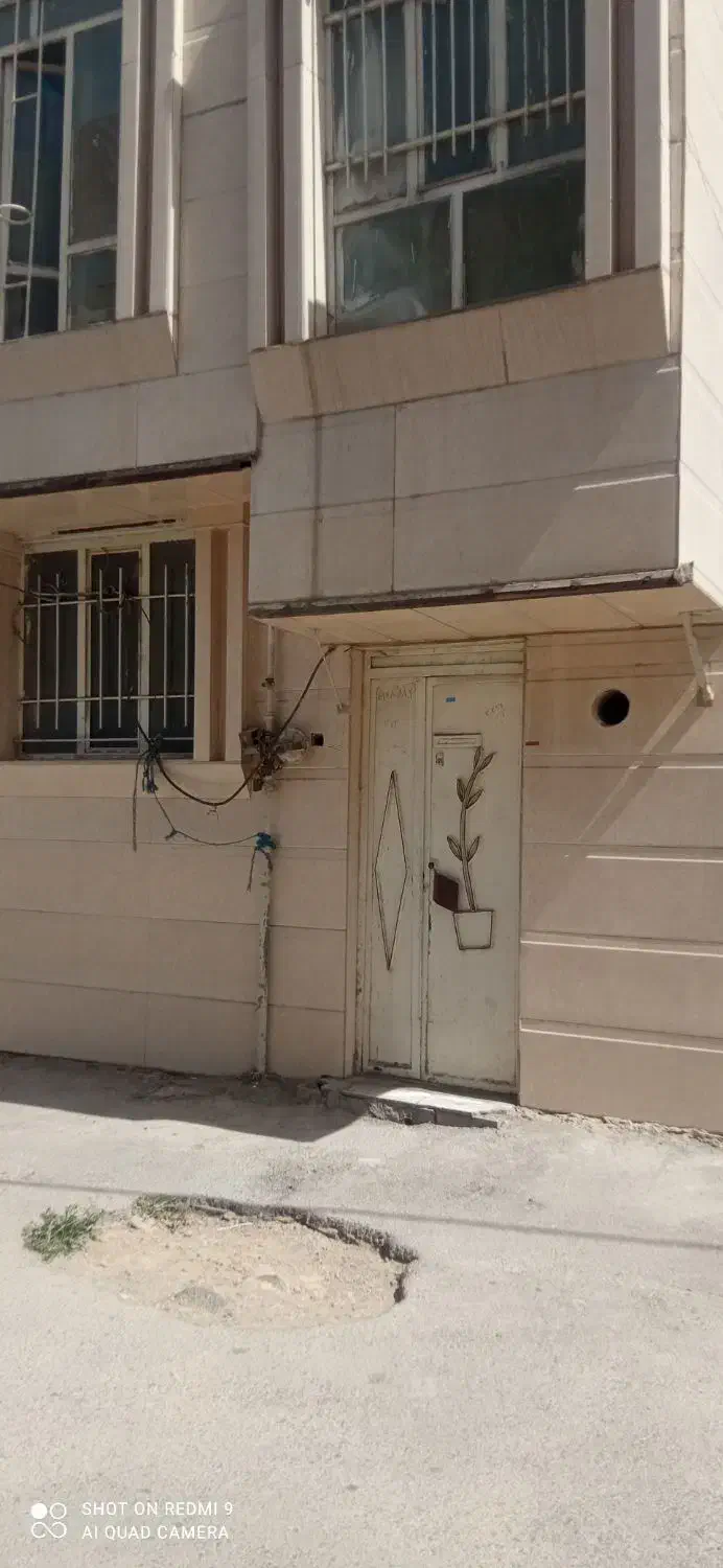 خانه دو طبقه ضرغام