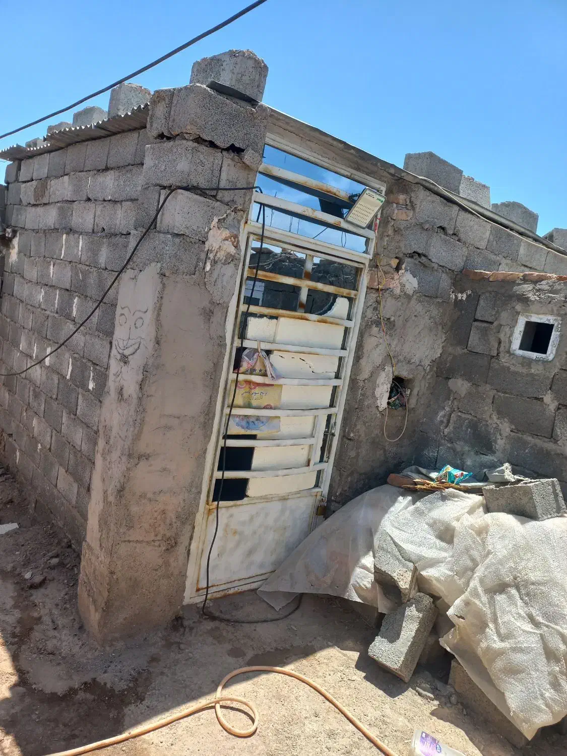 سلام خونه درحال ساخت متراژ زمین ۷قصب