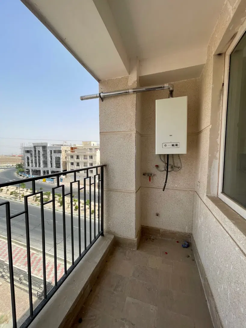 پرند‌فازصفر‌خیابان‌چهارباغ‌دوخواب