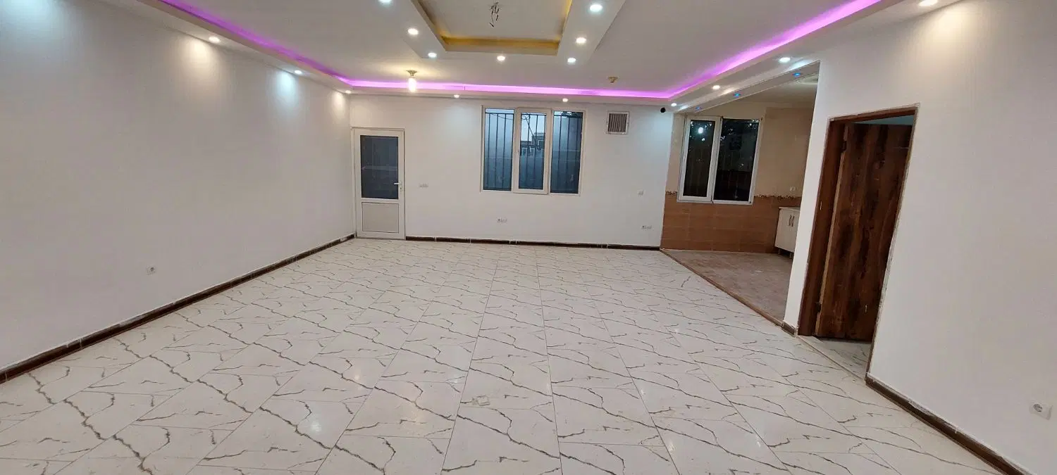 فروش ۱۸۰ متری ویلایی(دو طبقه راه جدا)