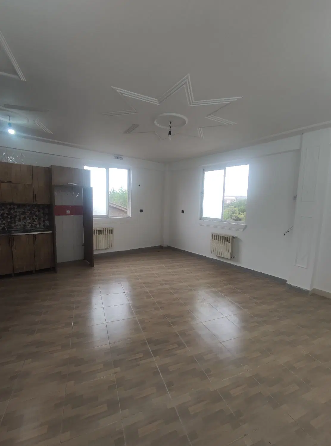طبقه اول تک سقف راه جدا با پارکینگ در بلوار سعدی