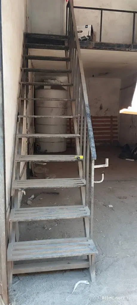 مغازه دربازاراهن بهاران دو