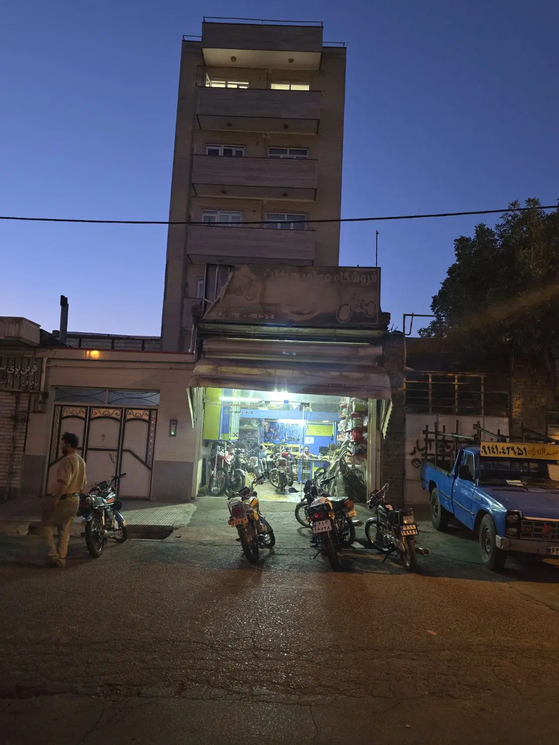مغازه تجاری در رضوانشهر