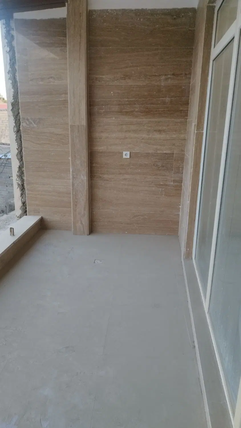 فروش آپارتمان ۱۰۲ متری (کلاهک)